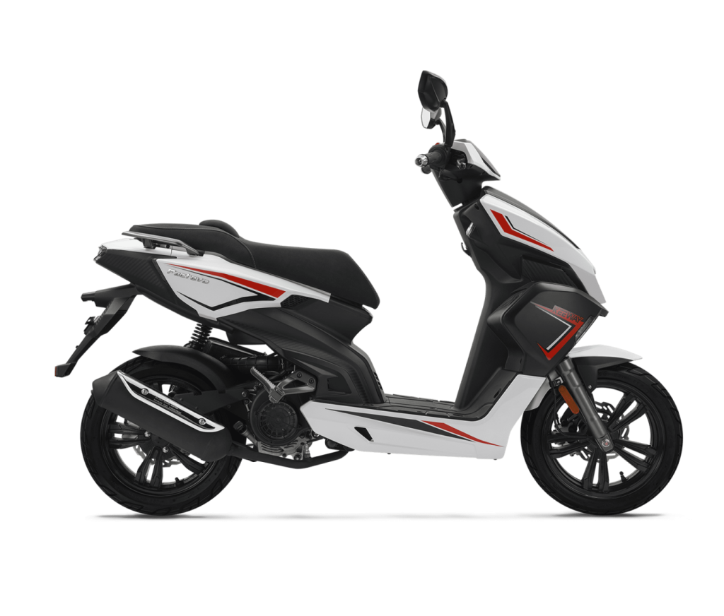 Keeway Fact Evo 125 : Test, fiche technique et avis 2560x2180 55 hd