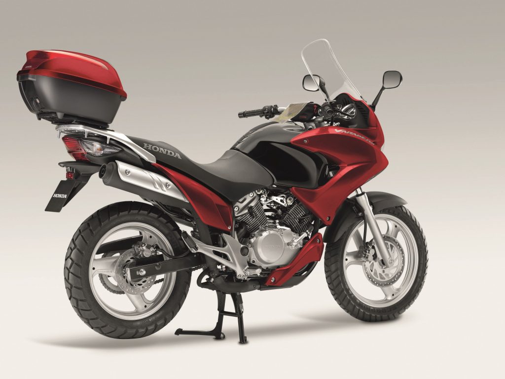 Honda 125 Varadero : Guide Complet (Avis, Occasion, Prix) honda 125 varadero