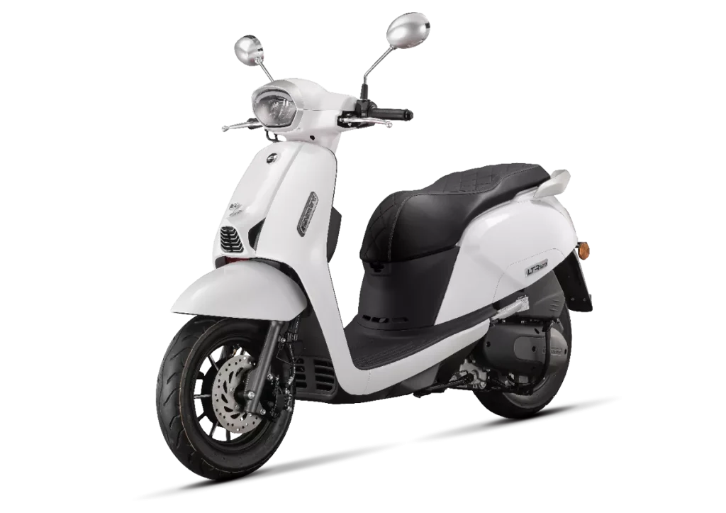 QJmotor LTR 125 : Le scooter 125 au meilleur rapport qualité/prix ! LTR 125 Blanc 1202x849 noir4 1202x849 c default