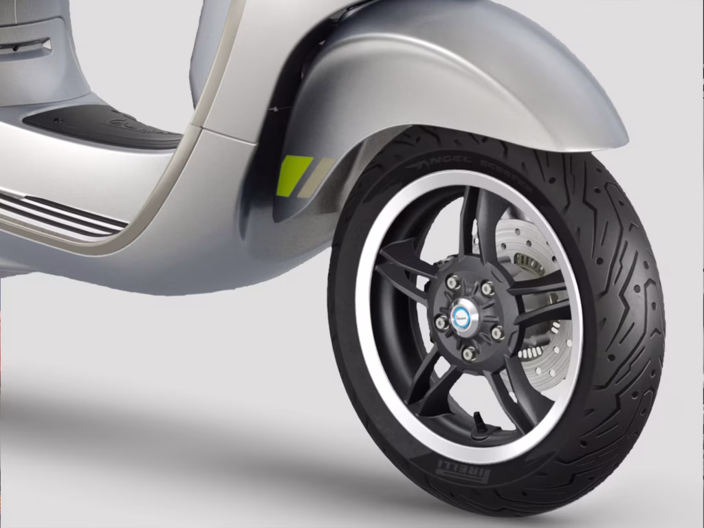Vespa Elettrica : le scooter électrique qui fait rêver ! Vespa Facelift Primavera TECH ELETTRICA Wall Image 1920x1440 Ruota ant 1