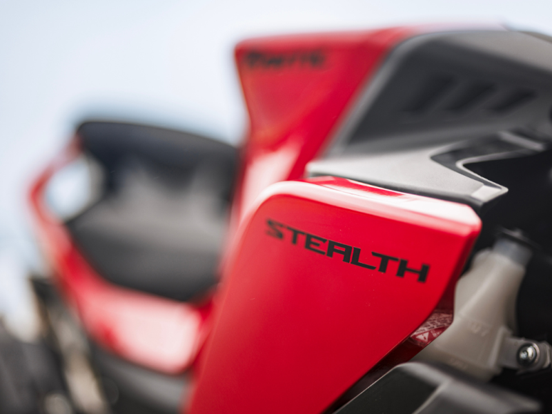 Fantic Stealth 125 : la 125cc au look ravageur qui envoie du lourd 091d7516844643039e8e3ad606976aa1