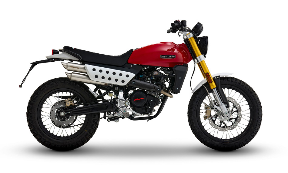 Fantic Caballero Scrambler 125 : mon test et avis complet ! 28a342b65ec3435eb94b079770cd2257