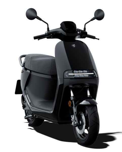 Segway E300SE : le scooter électrique 125 qui bouscule la ville 4673545579