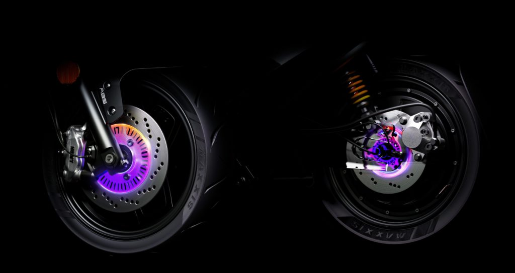 Segway E300SE : le scooter électrique 125 qui bouscule la ville 4677825247