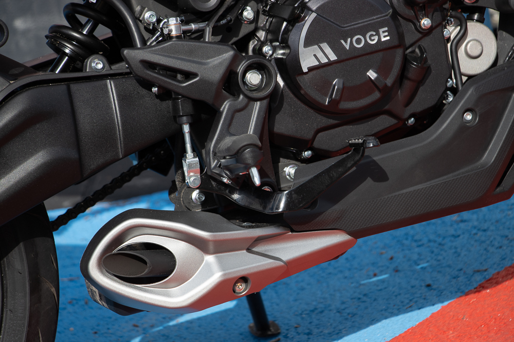 Voge 125R : Le Roadster Chinois Qui Défie les Grandes Marques VOGE 125R E5HD 5976