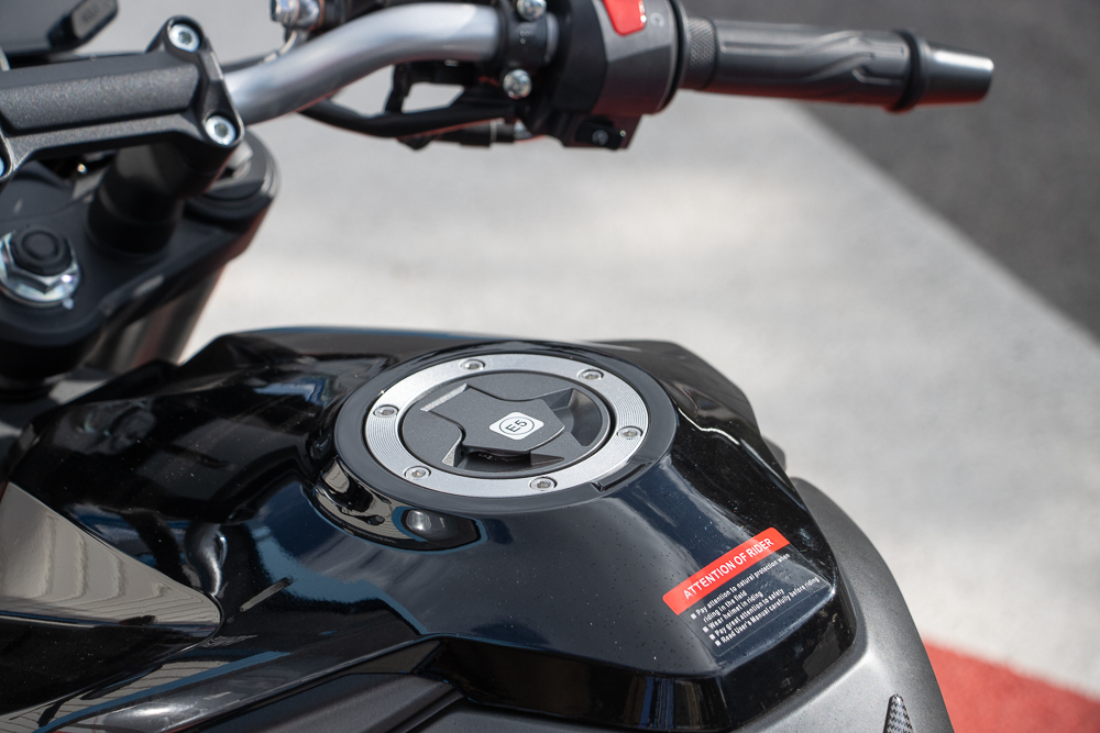 Voge 125R : Le Roadster Chinois Qui Défie les Grandes Marques VOGE 125R E5HD 5981