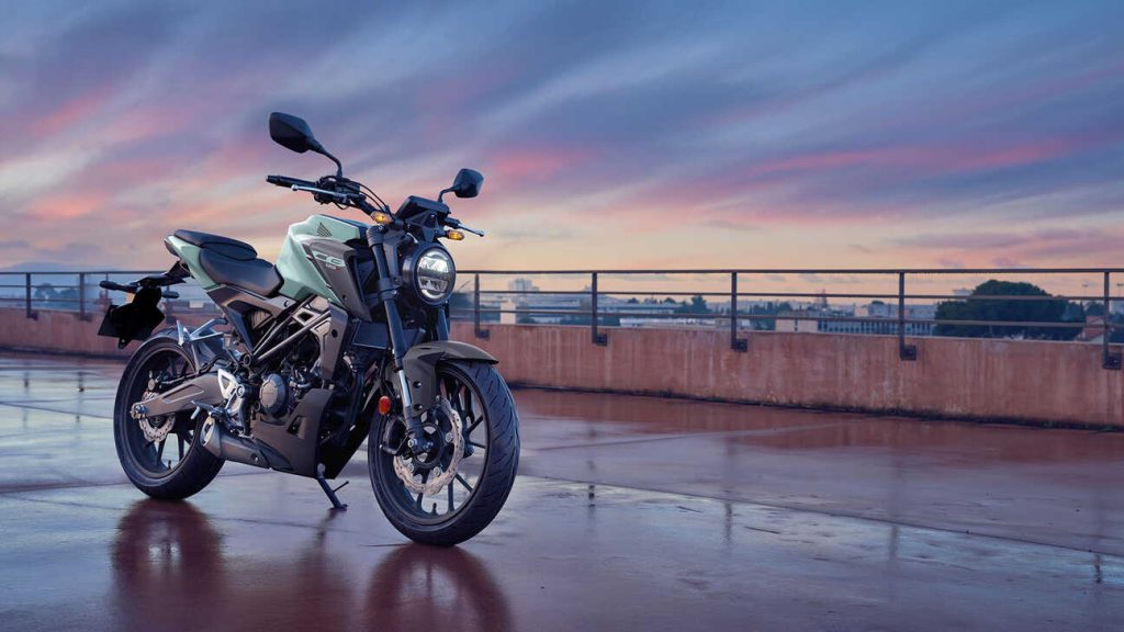 Honda CB125R 2026 : Test, fiche technique et avis c4 r 4