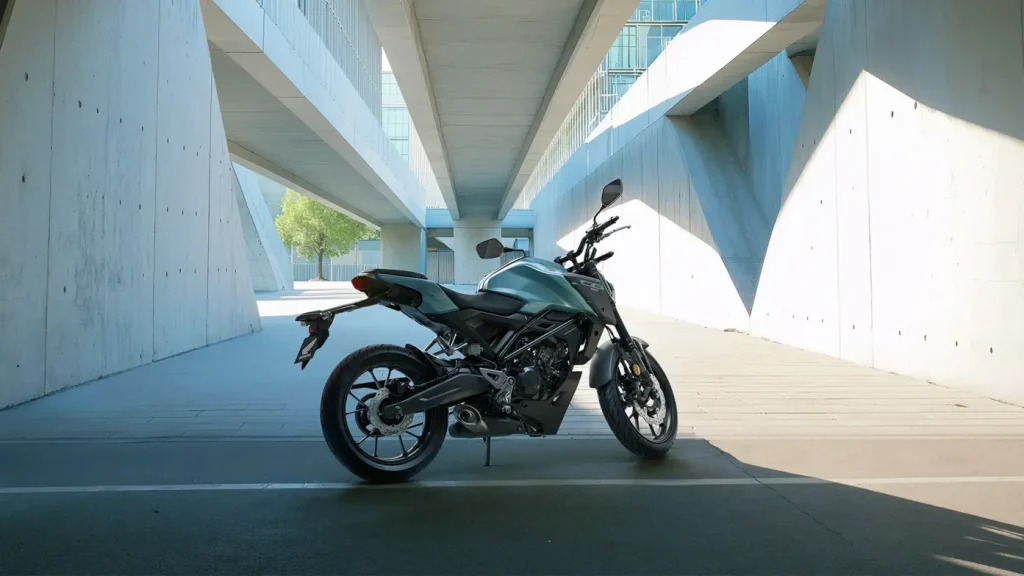 Honda CB125R 2026 : Test, fiche technique et avis fb w 1