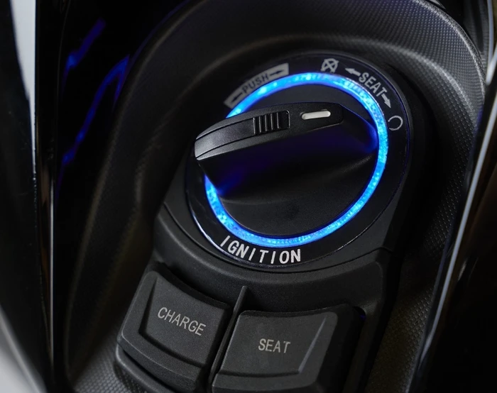 Pink Blast : Test complet du scooter électrique 125 français pink blast keyless