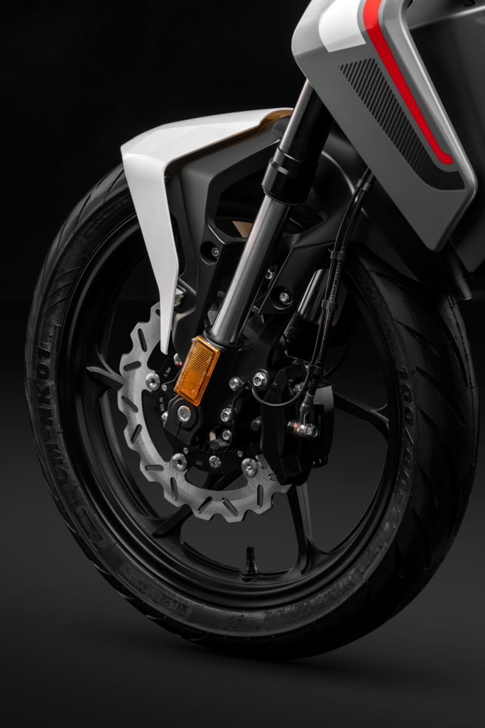 F125 Studio 7 1400x2100 011c3da9 bf17 4784 b040 a8d0c2a6a181