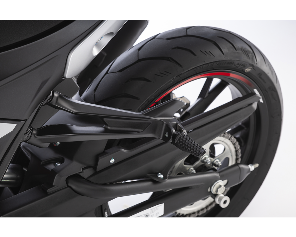 Macbor Shifter 125 EVO : la naked qui change tout en 2026 med fit macbor nueva shifter 125 evo detalle estribera