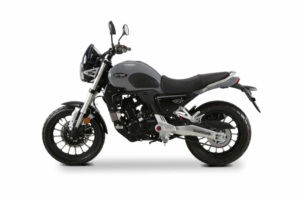 Orcal Altimo 125 : la moto 125 qui joue dans la cour des grandes altimo gris 5